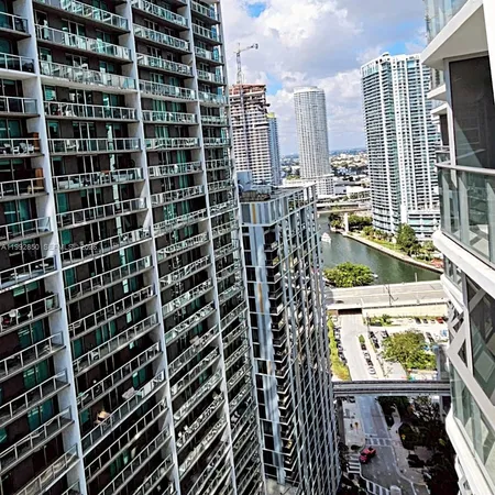 $1,100,000 | 77 Southeast 5th Street, Unit 2914, Miami, FL 33131