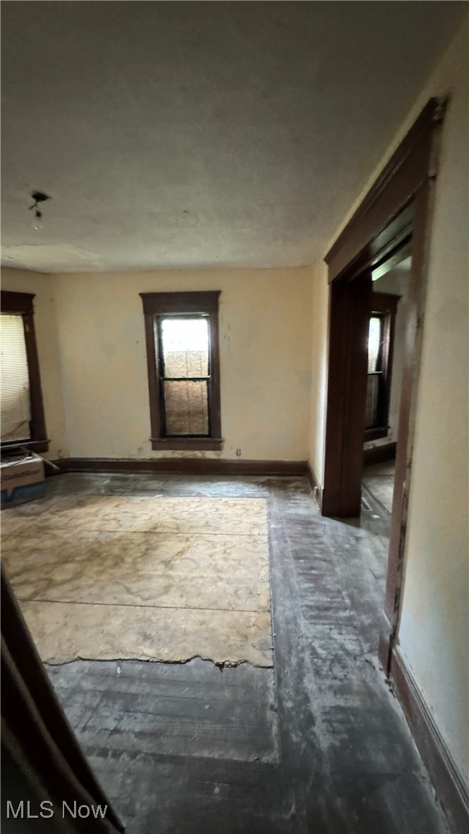 717 Lawrence Road Northeast Canton, OH 44704 - Photo 7 of 28 Gallery Image 7