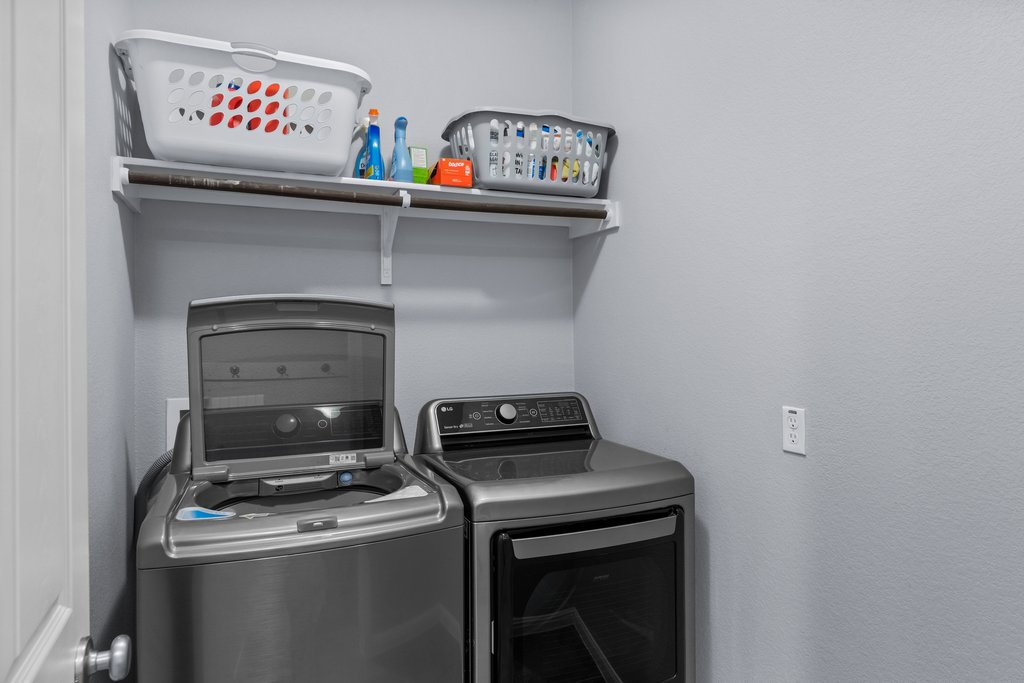 2902 Tempe Drive Cedar Park, TX 78641 - Photo 26 of 38 Laundry room featuring separate washer and dryer