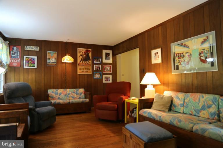 9102 Jones Mill Road Chevy Chase, MD 20815 - Photo 11 of 30 Family Room