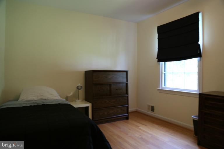 9102 Jones Mill Road Chevy Chase, MD 20815 - Photo 14 of 30 Bedroom