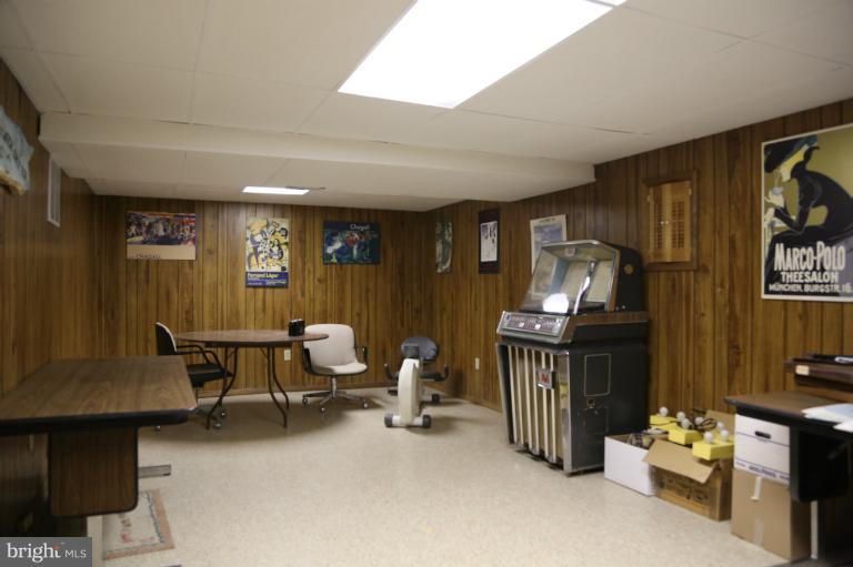 9102 Jones Mill Road Chevy Chase, MD 20815 - Photo 15 of 30 Interior (General)