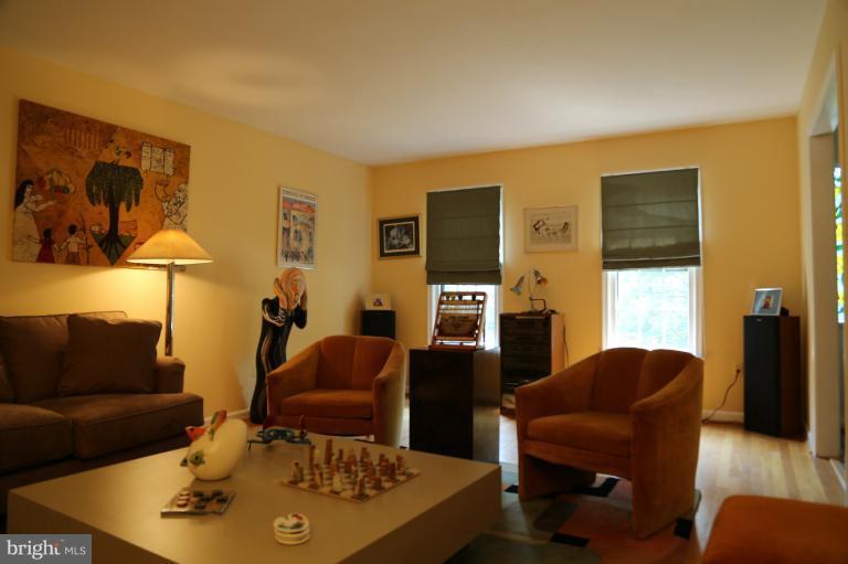 9102 Jones Mill Road Chevy Chase, MD 20815 - Photo 21 of 30 Living Room