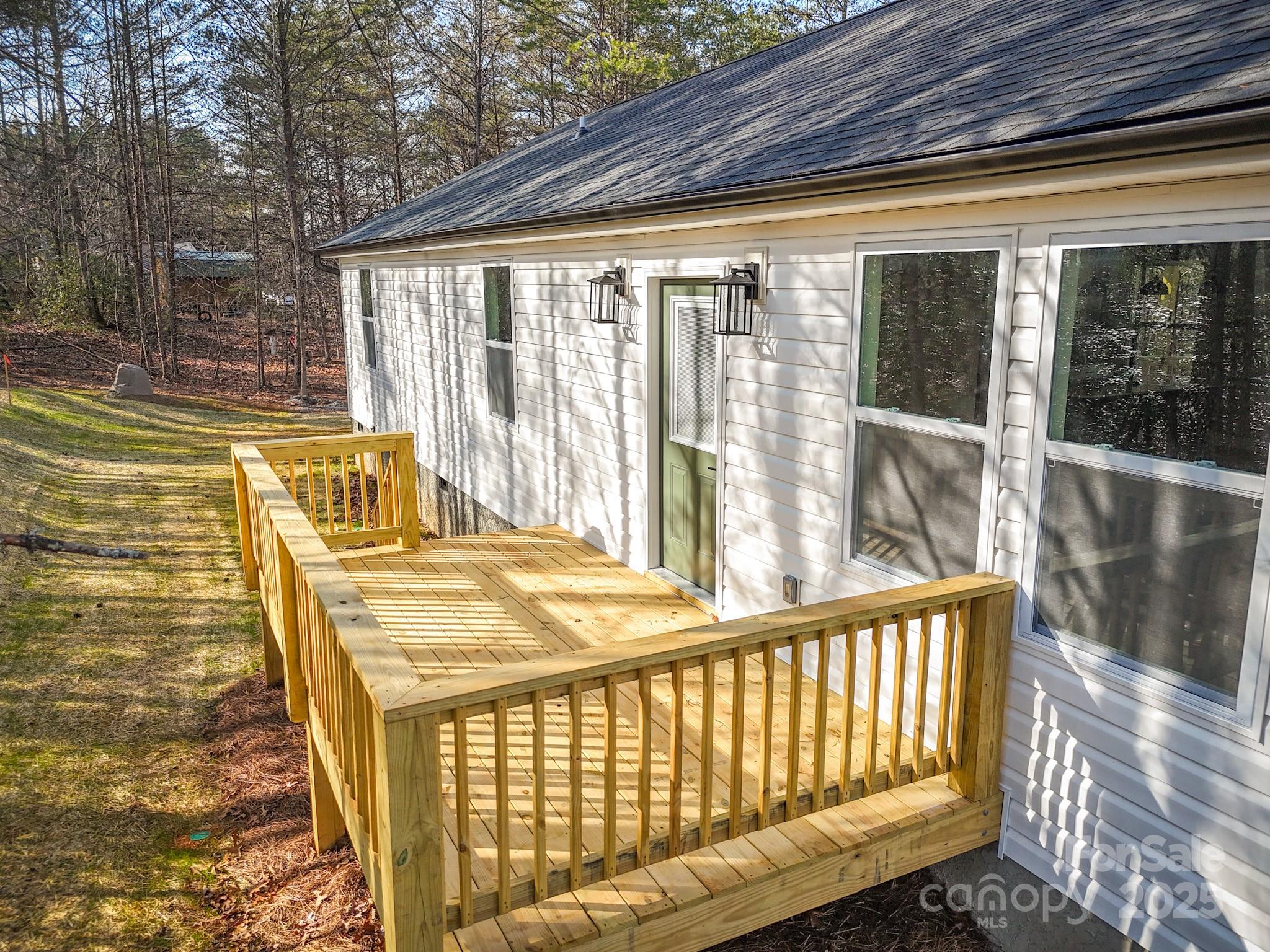 74 Ridge Way Marion, NC 28752 - Photo 5 of 45 a view of a balcony