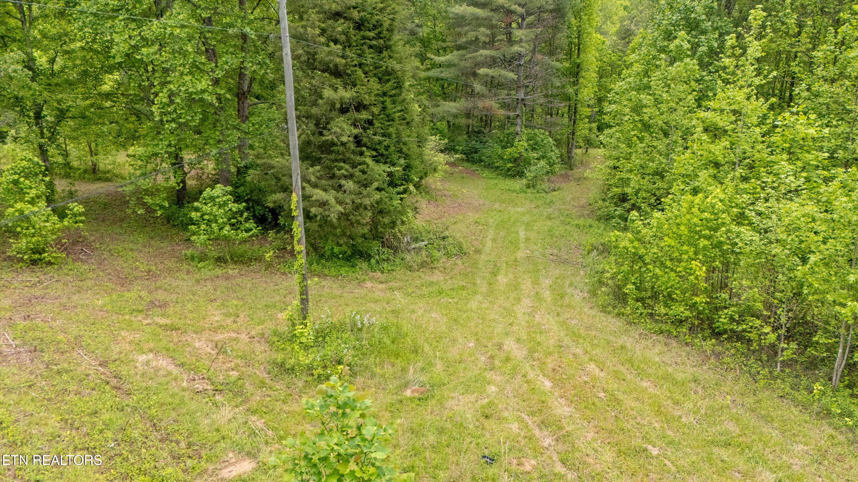 6028 Happy Valley Road Tallassee, TN 37878 - Photo 17 of 23 17-6010 Happy Valley Rd-15