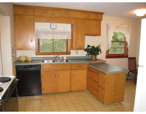 19 Swain Road Chelmsford, MA 01863 - Photo 19 of 30 Gallery Image 19