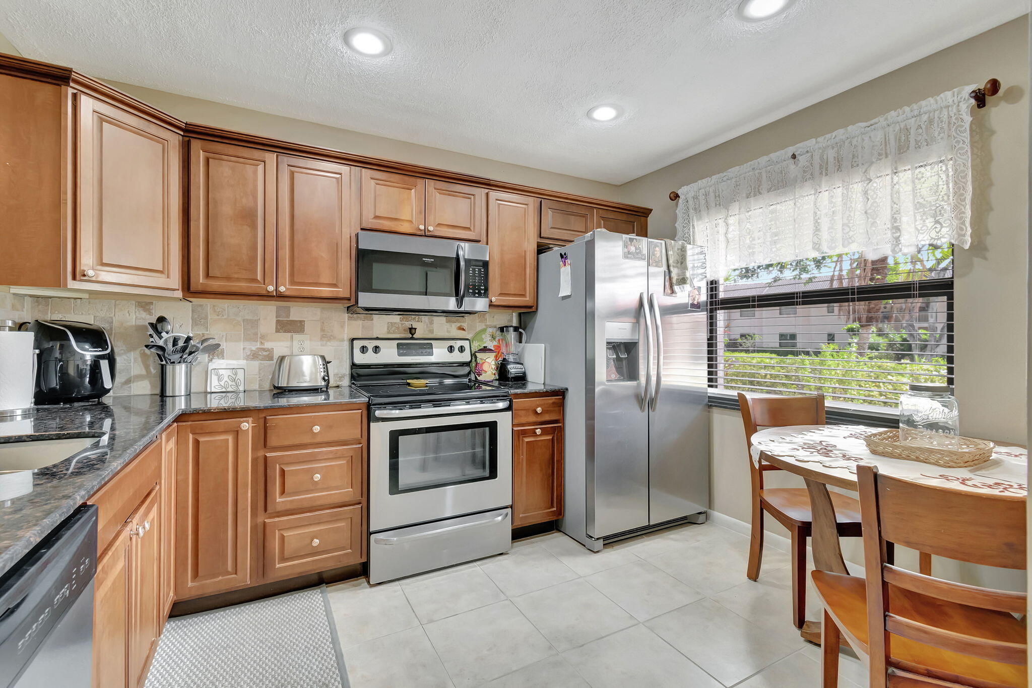 9282 Vista Del Lago, Unit G Boca Raton, FL 33428 - Photo 13 of 76 20-web-or-mls-DSC_1951
