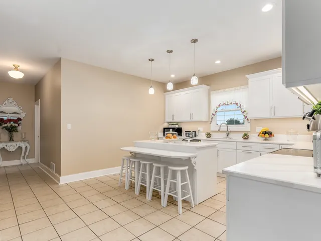 $455,900 | 101 Bell Court, Oswego, IL 60543