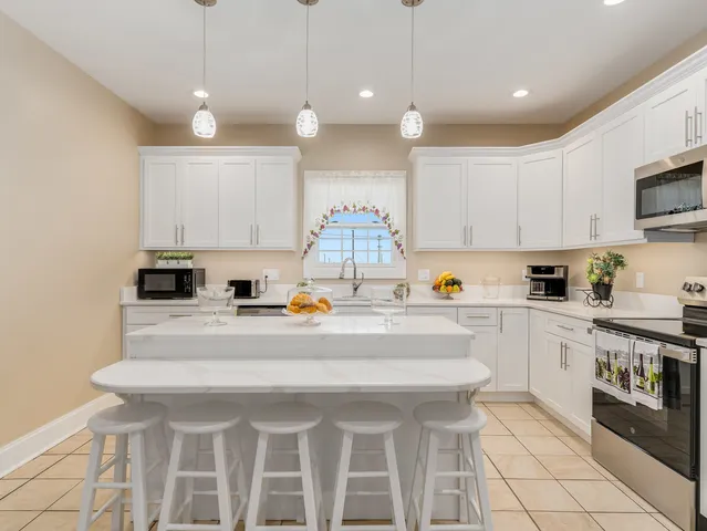 $455,900 | 101 Bell Court, Oswego, IL 60543