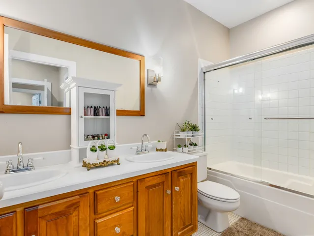 $455,900 | 101 Bell Court, Oswego, IL 60543