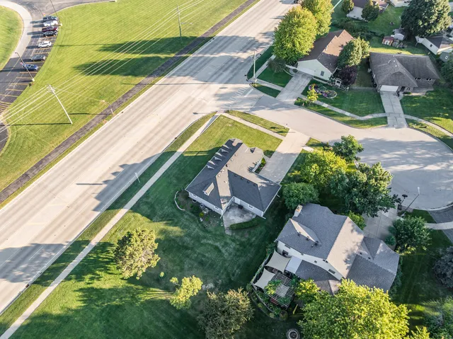 $455,900 | 101 Bell Court, Oswego, IL 60543