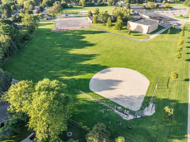 $455,900 | 101 Bell Court, Oswego, IL 60543