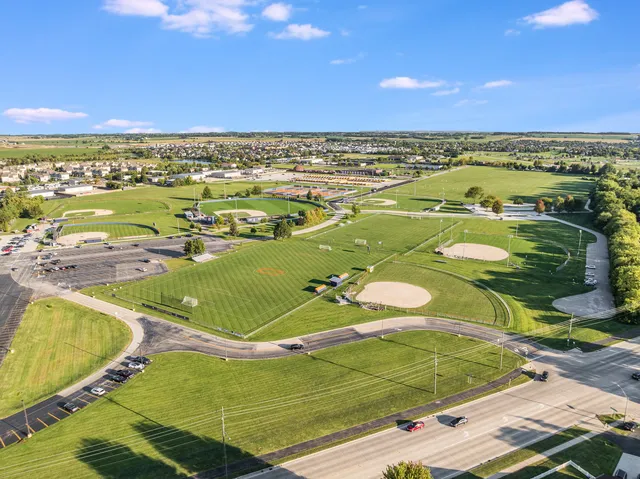 $455,900 | 101 Bell Court, Oswego, IL 60543