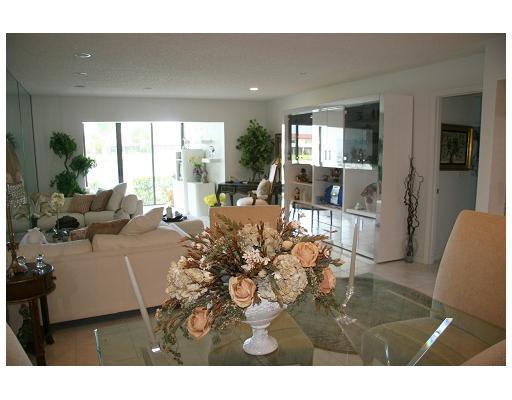 21827 Arriba Real, Unit 11I Boca Raton, FL 33433 - Photo 2 of 16 Additional Photo