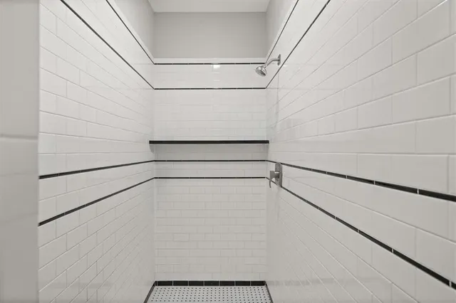 $680,000 | 408 Northwest Rust Court, Grain Valley, MO 64029