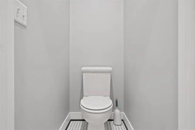 $680,000 | 408 Northwest Rust Court, Grain Valley, MO 64029