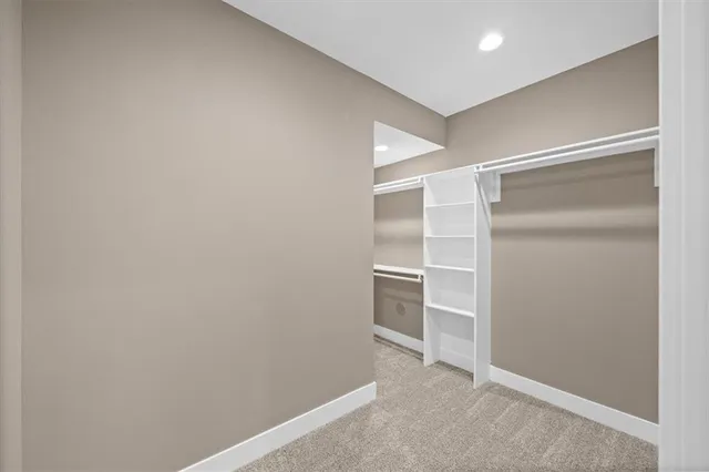 $680,000 | 408 Northwest Rust Court, Grain Valley, MO 64029