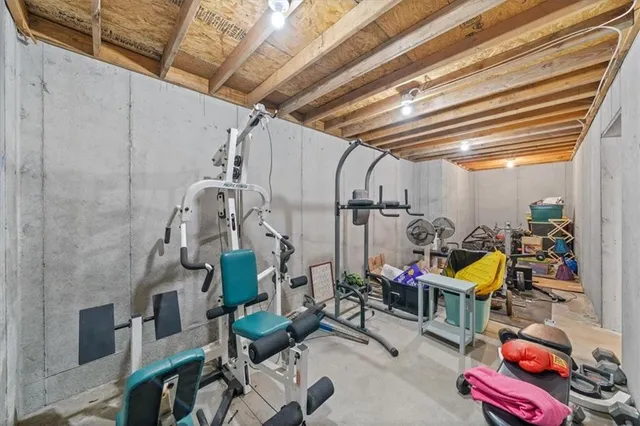 $680,000 | 408 Northwest Rust Court, Grain Valley, MO 64029