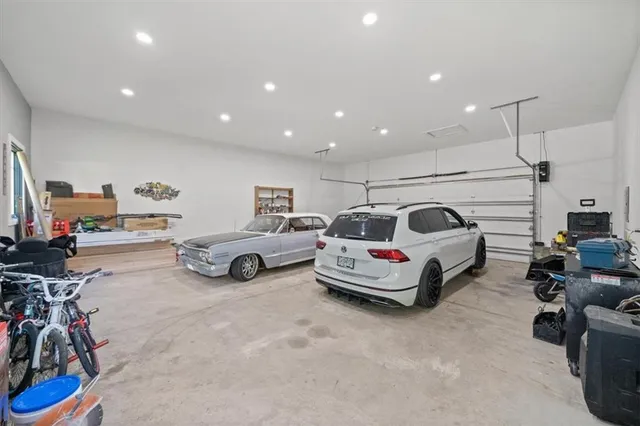 $680,000 | 408 Northwest Rust Court, Grain Valley, MO 64029