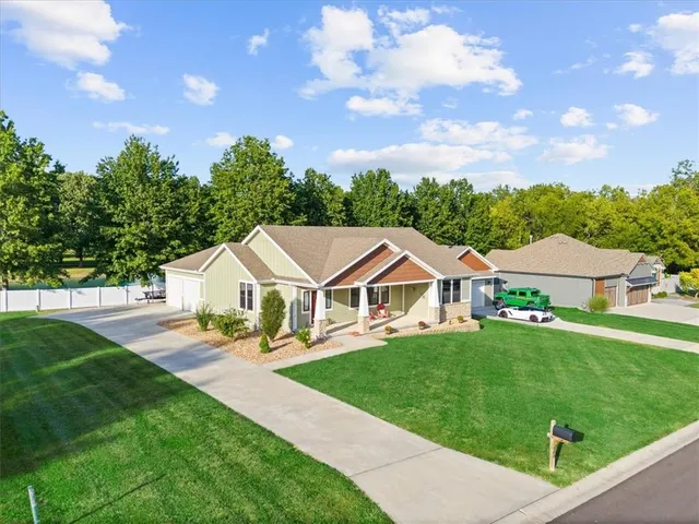 $680,000 | 408 Northwest Rust Court, Grain Valley, MO 64029