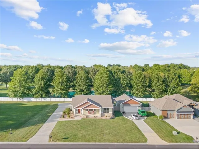 $680,000 | 408 Northwest Rust Court, Grain Valley, MO 64029