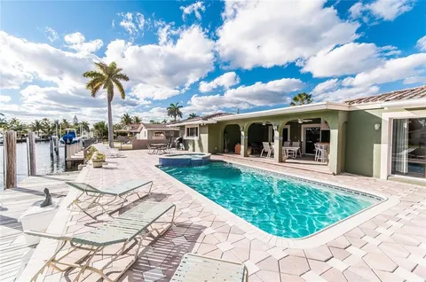 $1,999,995 | 2732 Northeast 10th Street, Pompano Beach, FL 33062