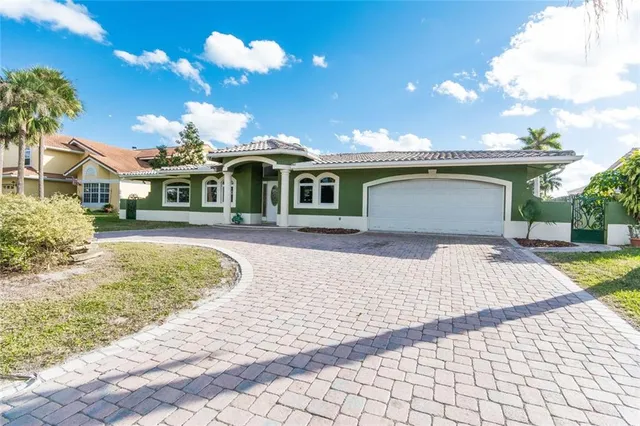 $1,999,995 | 2732 Northeast 10th Street, Pompano Beach, FL 33062