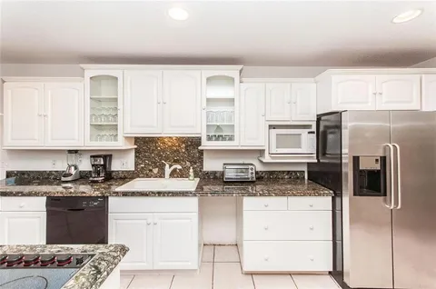 $1,999,995 | 2732 Northeast 10th Street, Pompano Beach, FL 33062