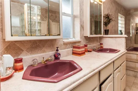 $1,999,995 | 2732 Northeast 10th Street, Pompano Beach, FL 33062