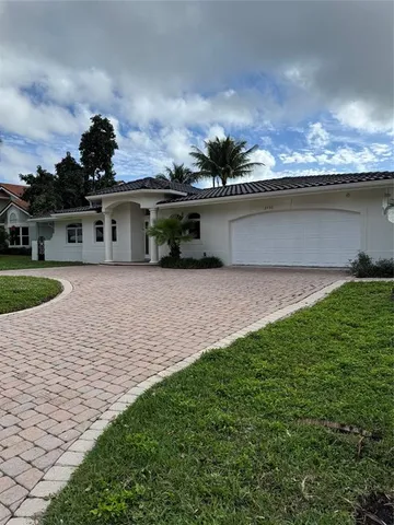 $1,999,995 | 2732 Northeast 10th Street, Pompano Beach, FL 33062