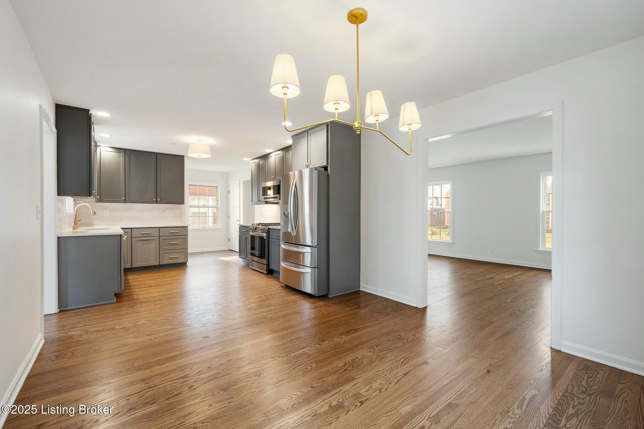 2320 Broadmeade Road Louisville, KY 40205 - Photo 11 of 38 Kitchen and Dining Area