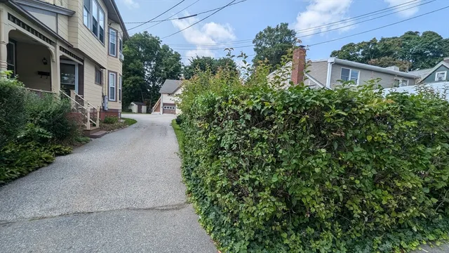 $3,250 | 77 Hartford Street, Unit REAR, Newton, MA 02461