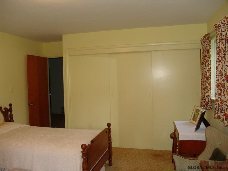 2859 River Road Niskayuna, NY 12309 - Photo 12 of 25 Photo 12