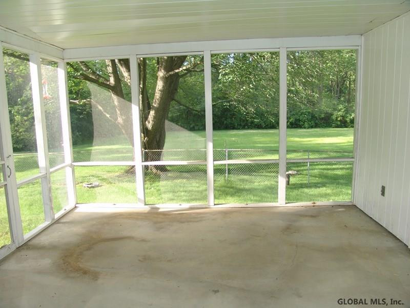 2859 River Road Niskayuna, NY 12309 - Photo 18 of 25 Photo 18