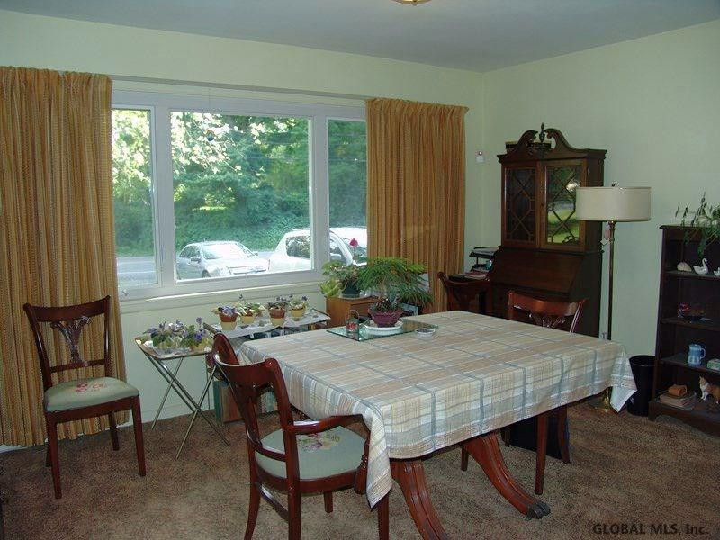2859 River Road Niskayuna, NY 12309 - Photo 5 of 25 Photo 5