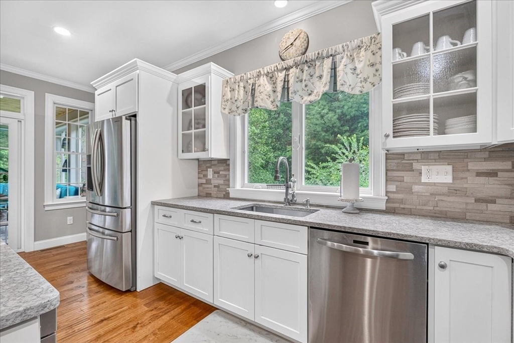 8 Redtail Lane Carver, MA 02330 - Photo 18 of 42