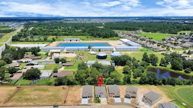 a view of a garden with a fountain