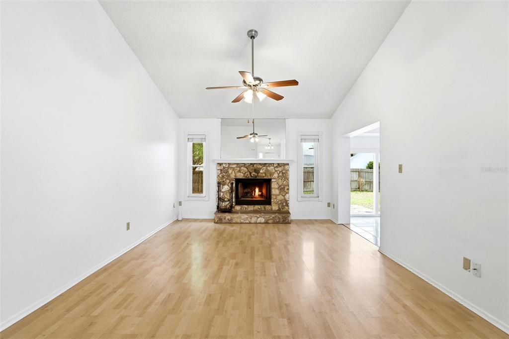 1075 Condor Place Winter Springs, FL 32708 - Photo 6 of 35