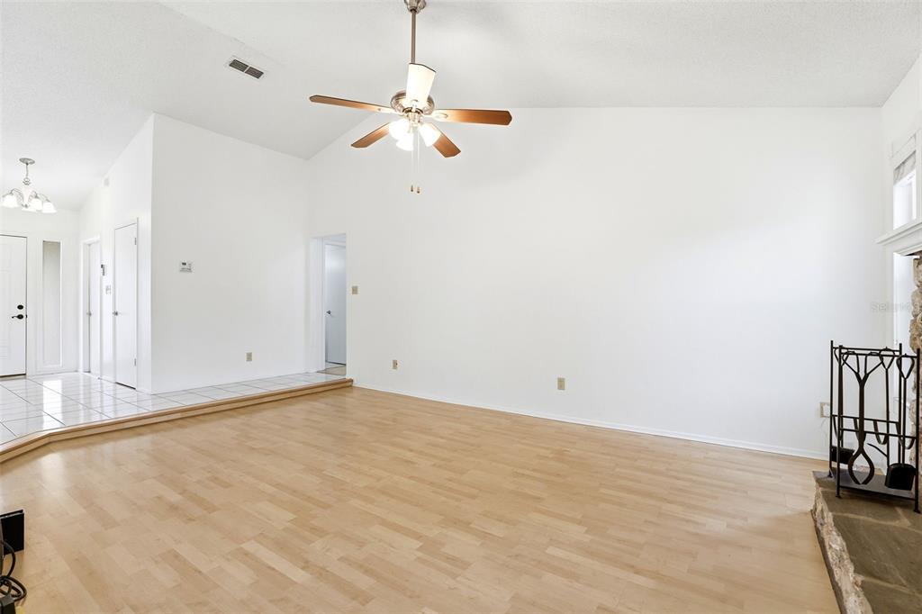 1075 Condor Place Winter Springs, FL 32708 - Photo 9 of 35