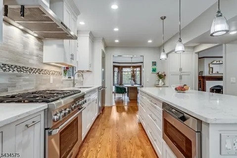 $1,885,000 | 35 Woodland Road, Short Hills, NJ 07078