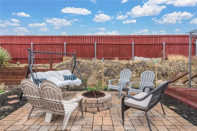 $569,999 | 1648 West Wedgewood Street, Rialto, CA 92376