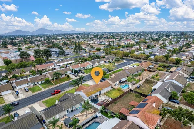 $569,999 | 1648 West Wedgewood Street, Rialto, CA 92376