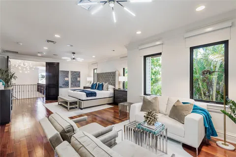 $4,095,000 | 2415 Middle River Drive, Fort Lauderdale, FL 33305