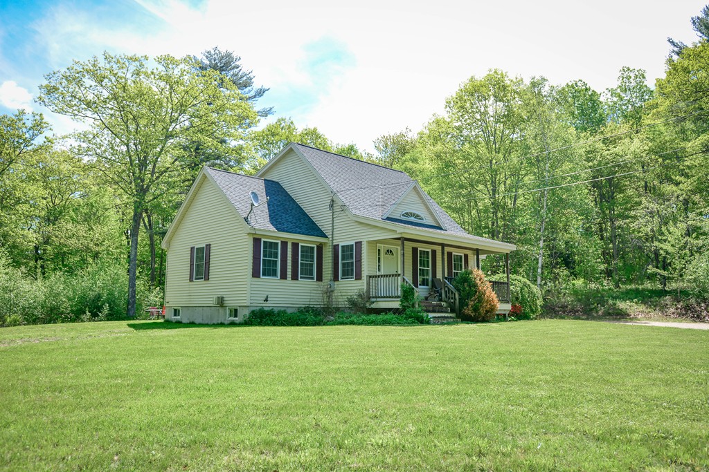 18-20 Ragged Hill Road Hubbardston, MA 01452 - Photo 2 of 30 Gallery Image 2