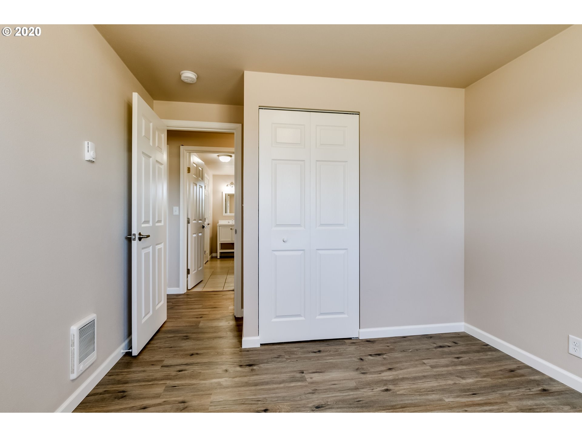434 South 40th Street Springfield, OR 97478 - Photo 16 of 27