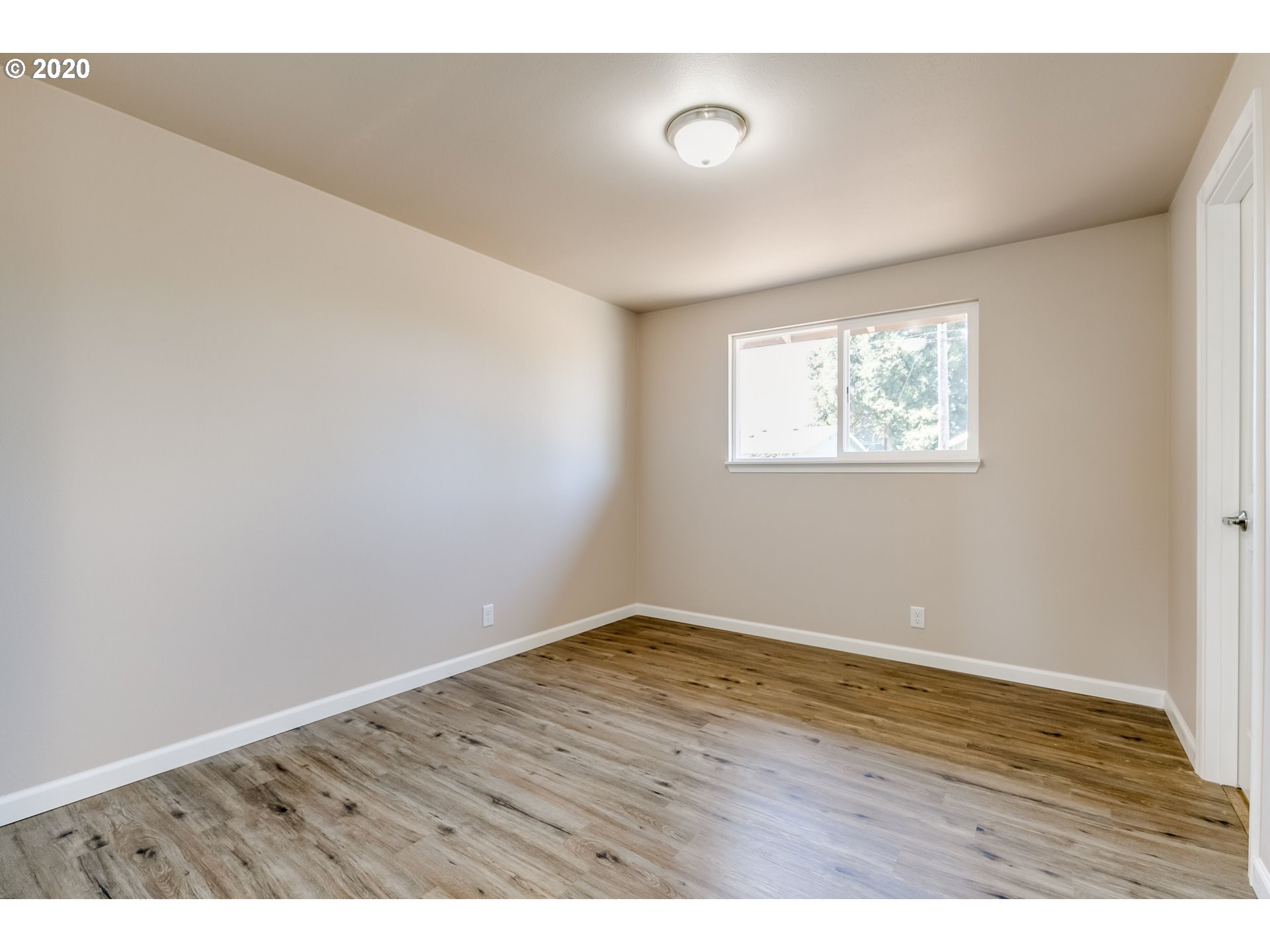 434 South 40th Street Springfield, OR 97478 - Photo 19 of 27
