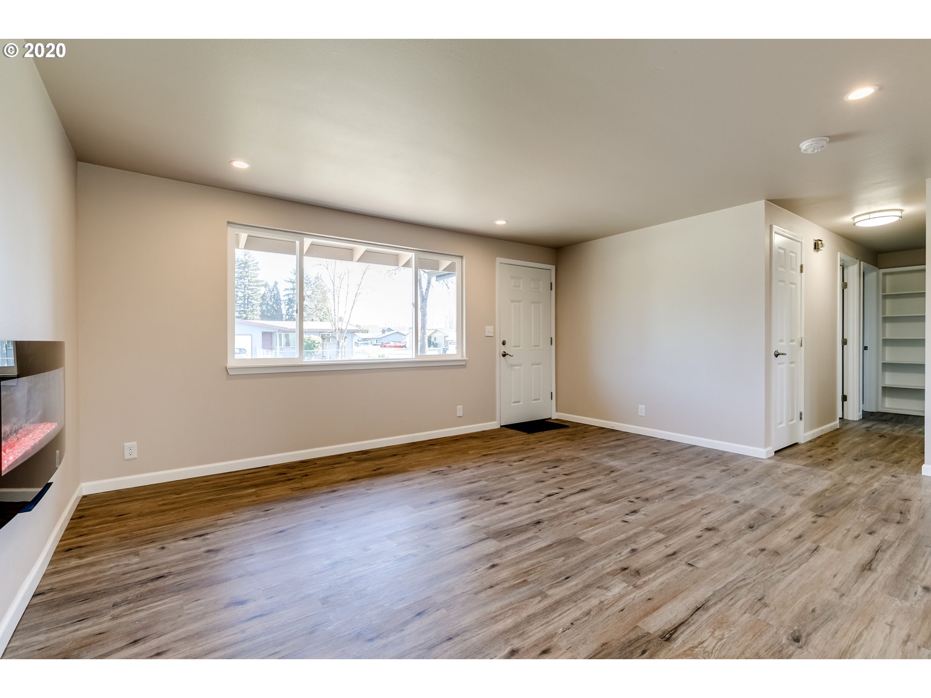 434 South 40th Street Springfield, OR 97478 - Photo 3 of 27