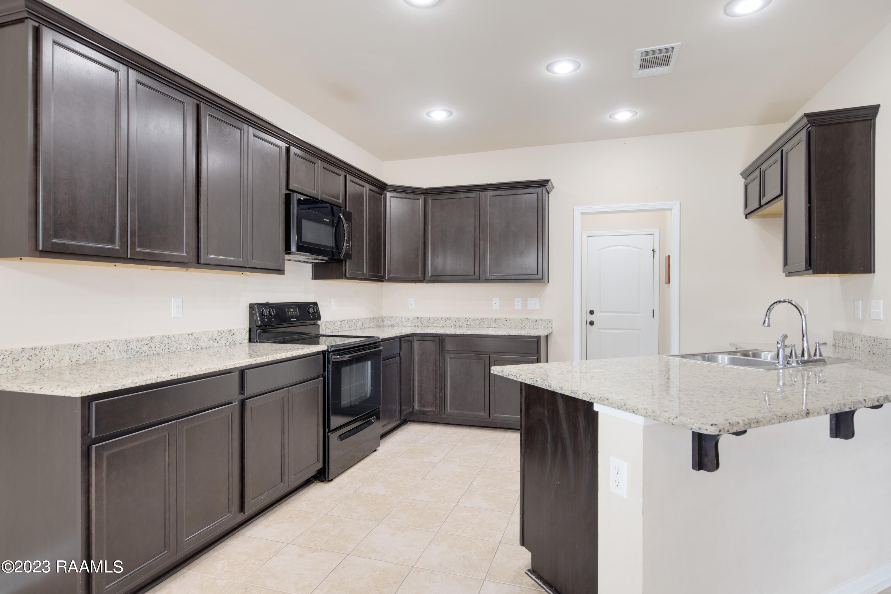 9395 Gage Road Maurice, LA 70555 - Photo 10 of 23 Gallery Image 10