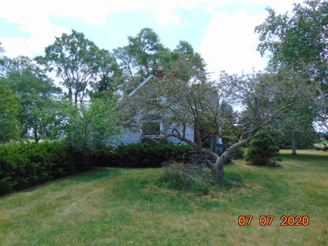 6822 North Crapo Road Breckenridge, MI 48615 - Photo 5 of 15 1877013-4.JPG
