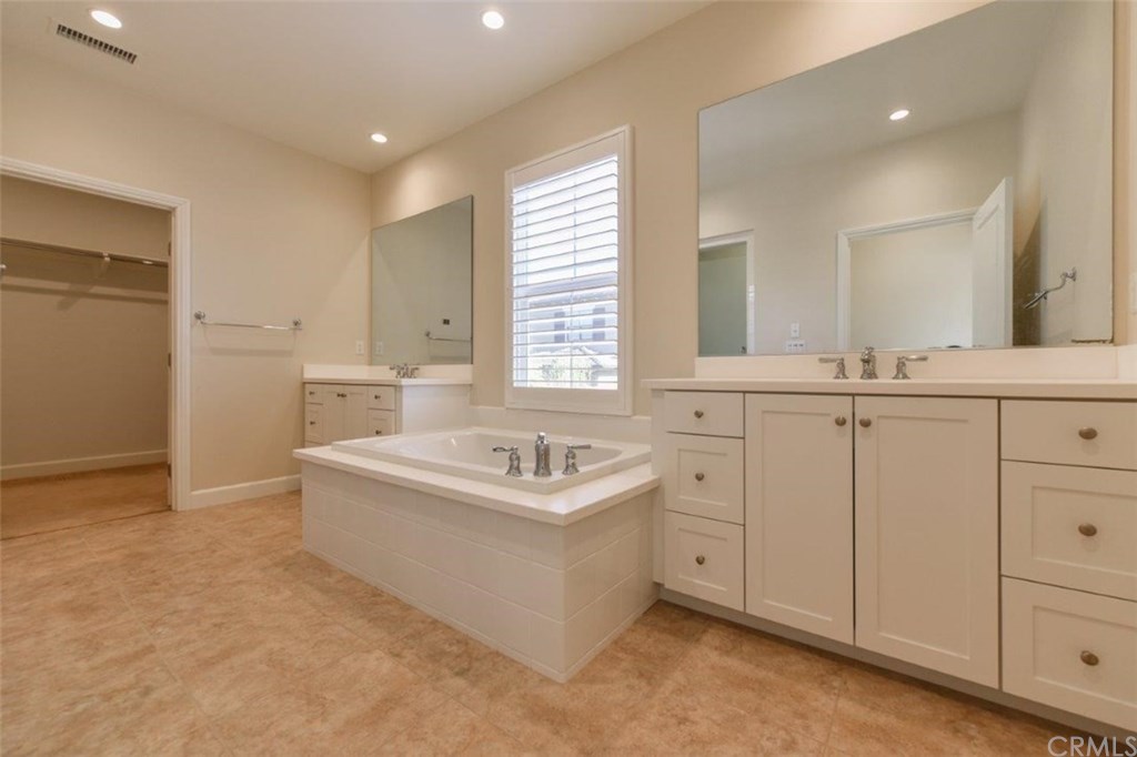 136 Pewter Irvine, CA 92620 - Photo 28 of 61